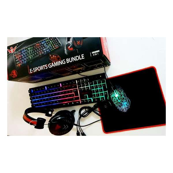 Gaming  set 4 in 1  met led verlichting  Bedaard Keyboard Muis met USB headset en muismaat regenboogkleur