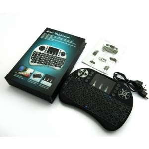 Draadloos mini toetsenbord met touchpad Airmouse muis  + oplaadbare accu -