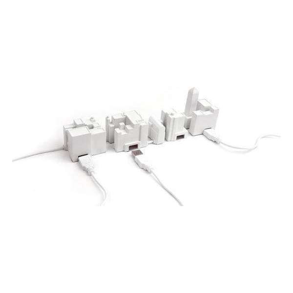 Kikkerland USB Hub Lonely City