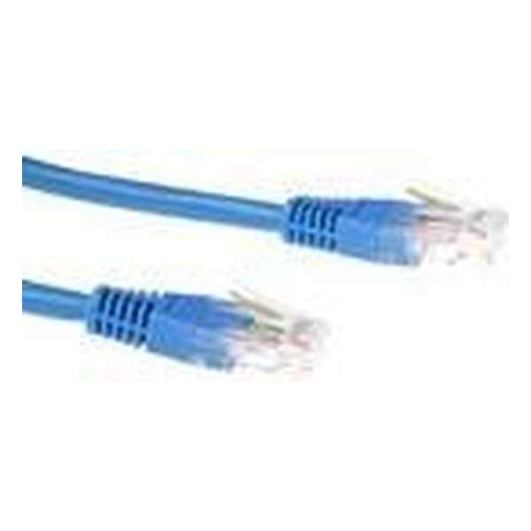 ACT Blauwe 7 meter LSZH UTP CAT6 patchkabel met RJ45 connectoren