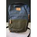 Nomad College Daypack - Kleur Olive/ Dark Navy