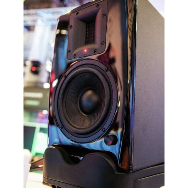 OMNITRONIC ARM-6.5 2-Way Studio Monitor