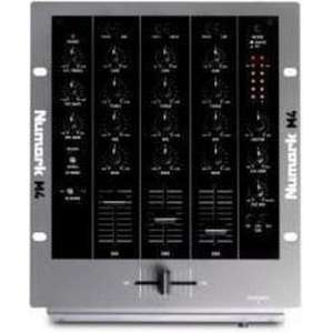 Numark M4 Total Black 3-kanaals scratch mixer